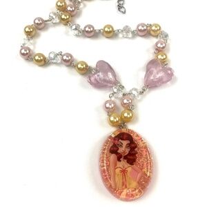 Super Cute Retro Beaded Necklace!​​